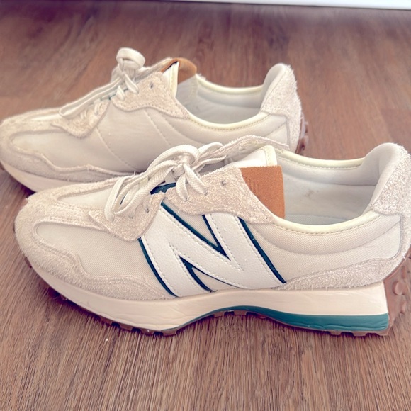 New Balance Shoes - New balance 327